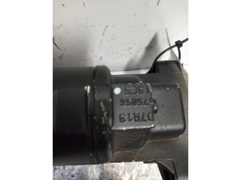 Recambio de motor arranque para volvo serie 460 turbodiesel referencia OEM IAM D7R13 VALEO  Recambio de motor arranque para volvo serie 460 turbodiesel referencia OEM IAM D7R13 VALEO