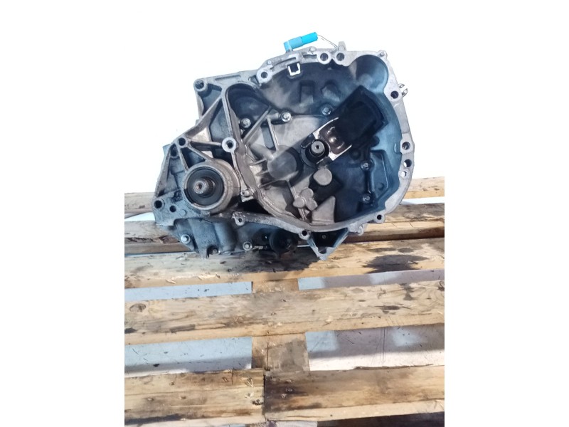 Recambio de caja cambios para renault twingo ii (cn0_) 1.2 (cn0d) referencia OEM IAM JB1520 5V S019846