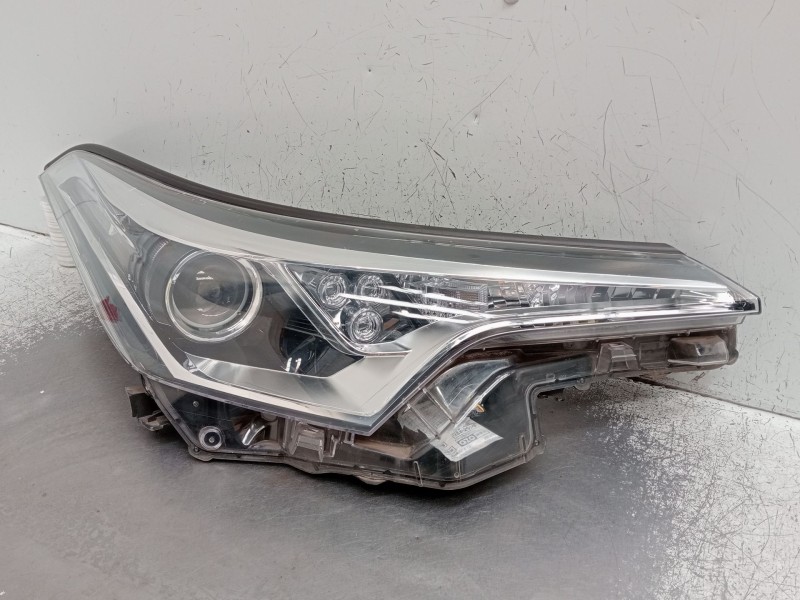 Recambio de faro derecho para toyota c-hr (_x1_) 1.8 hybrid (zyx10_, zyx11_) referencia OEM IAM 16186F 81110F403000 OJO VER FOTO