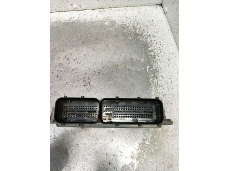 Recambio de centralita motor uce para volkswagen golf vi (5k1) 1.6 tdi referencia OEM IAM 5WP42692AA 03L906023MM 03L907425C 