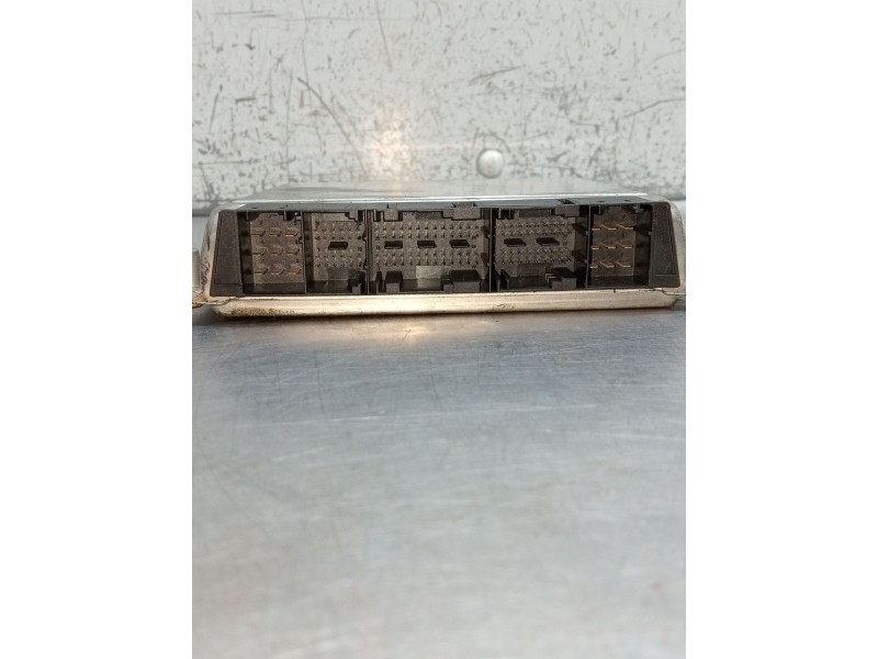 Recambio de centralita motor uce para mercedes-benz clase c (w203) c 220 cdi (203.006) referencia OEM IAM A6111532379 0281010527