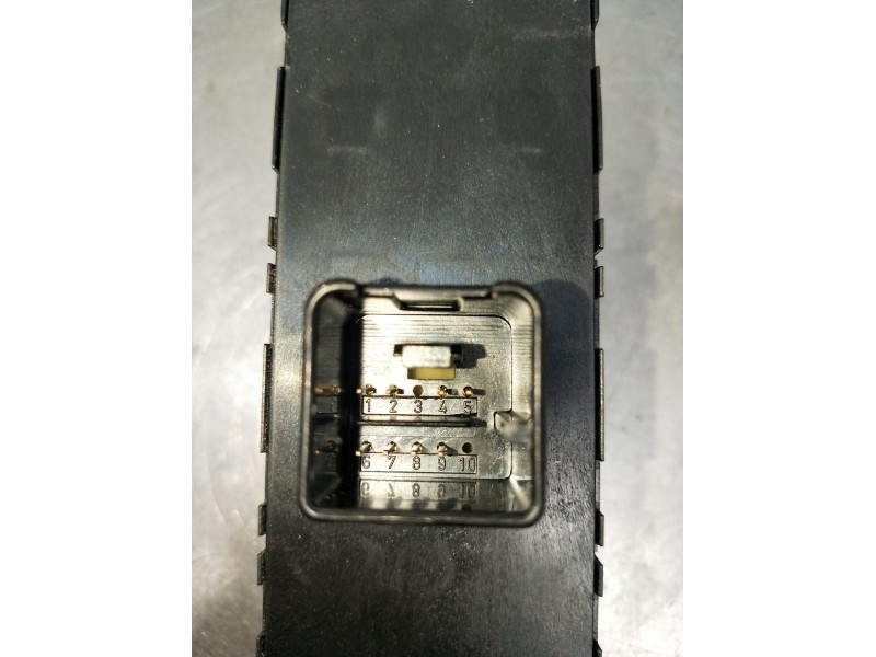 Recambio de mando elevalunas delantero izquierdo para volkswagen golf vi (5k1) 1.6 tdi referencia OEM IAM 1K4959857B 5P 2009