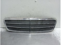 Recambio de rejilla delantera para mercedes-benz clase c (w203) c 220 cdi (203.006) referencia OEM IAM   2000
