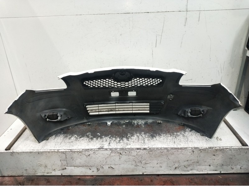 Recambio de paragolpes delantero para toyota yaris (_p9_) 1.0 vvt-i (ksp90_) referencia OEM IAM  VER FOTOS 