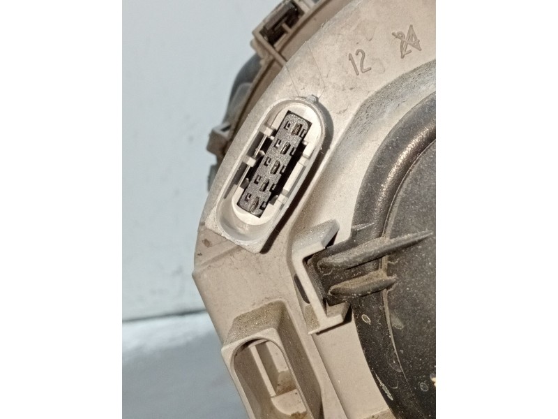 Recambio de faro derecho para mercedes-benz clase c (w203) c 220 cdi (203.006) referencia OEM IAM 0301166202 A2038200261 2000