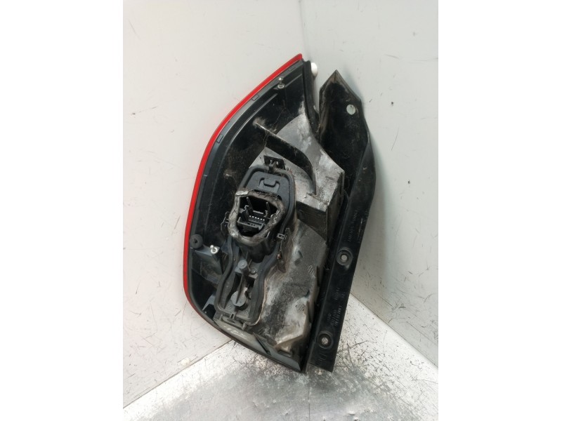 Recambio de piloto trasero derecho para renault scénic ii (jm0/1_) 1.5 dci (jm1e, jm16) referencia OEM IAM 8200474327A  2006