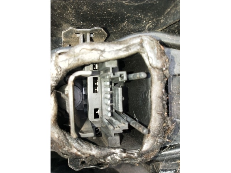 Recambio de piloto trasero derecho para renault scénic ii (jm0/1_) 1.5 dci (jm1e, jm16) referencia OEM IAM 8200474327A  2006