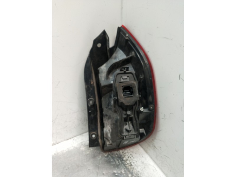 Recambio de piloto trasero izquierdo para renault scénic ii (jm0/1_) 1.5 dci (jm1e, jm16) referencia OEM IAM 8200474328B  2006