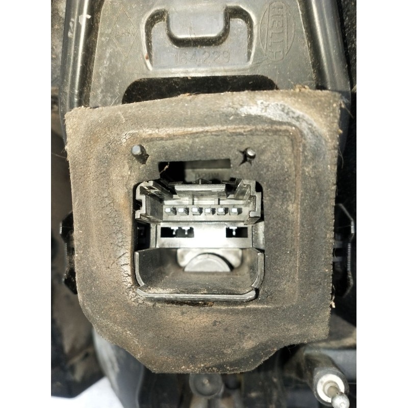 Recambio de piloto trasero izquierdo para renault scénic ii (jm0/1_) 1.5 dci (jm1e, jm16) referencia OEM IAM 8200474328B  2006