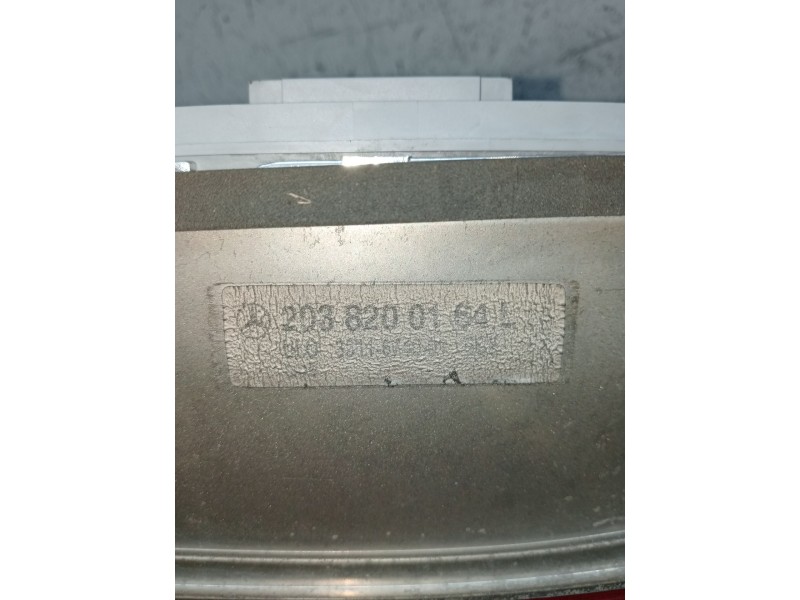 Recambio de piloto trasero izquierdo para mercedes-benz clase c (w203) c 220 cdi (203.006) referencia OEM IAM 2038200164L  2000