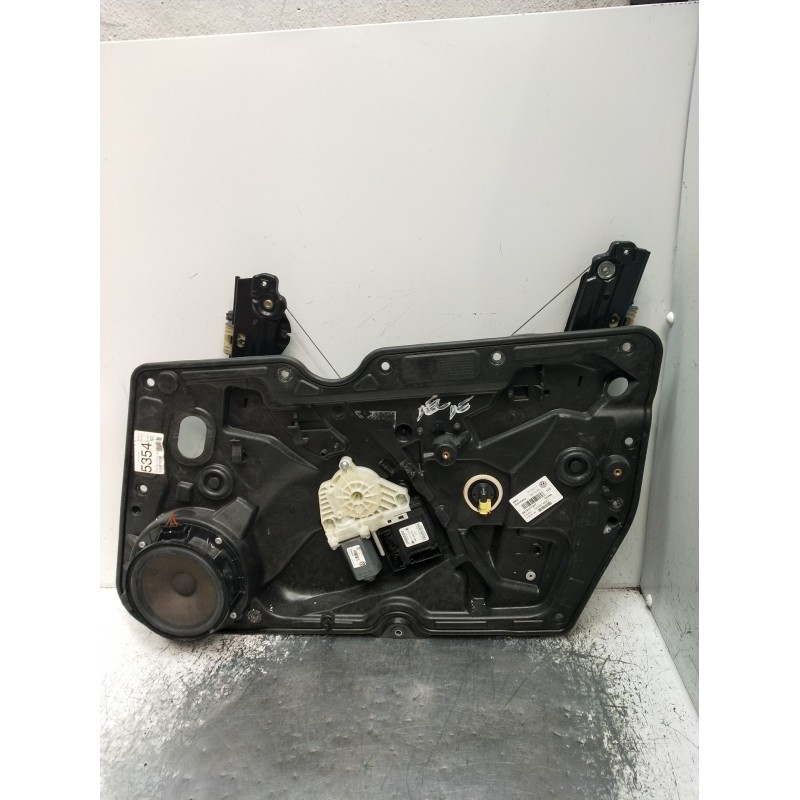 Recambio de elevalunas delantero derecho para volkswagen golf vi (5k1) 1.6 tdi referencia OEM IAM 5K1837730T 5P 5K0837462D 2009