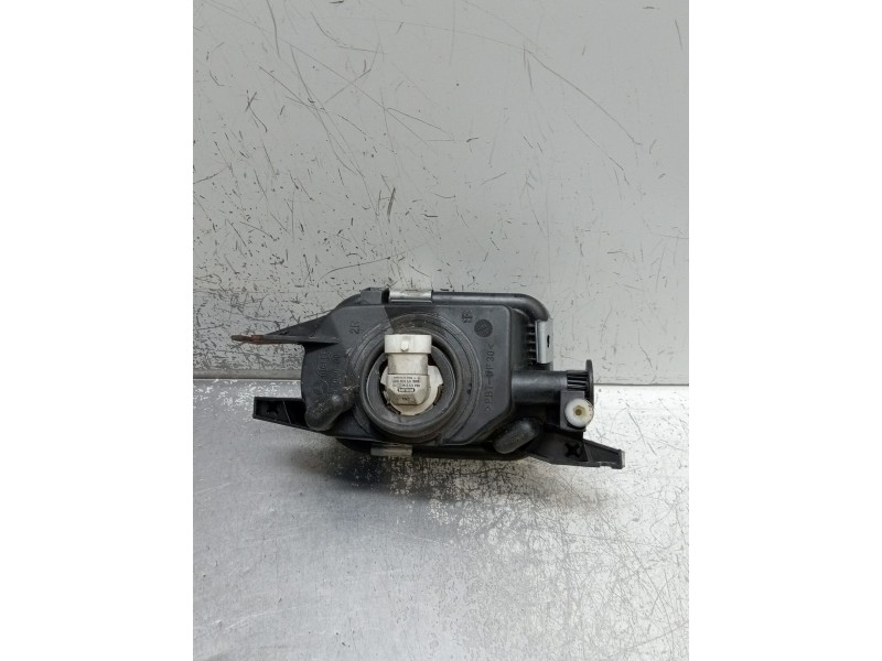 Recambio de faro antiniebla derecho para mercedes-benz clase c (w203) c 220 cdi (203.006) referencia OEM IAM   2000