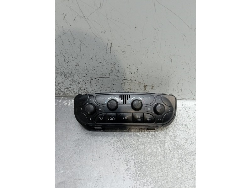 Recambio de mando calefaccion / aire acondicionado para mercedes-benz clase c (w203) c 220 cdi (203.006) referencia OEM IAM 2038
