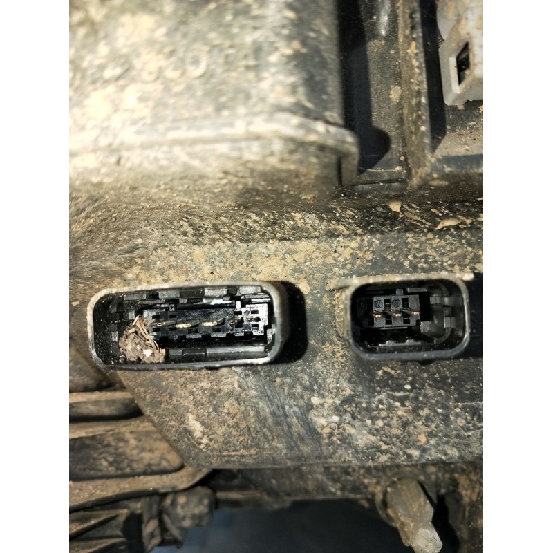 Recambio de faro izquierdo para renault laguna iii (bt0/1) 1.5 dci (bt00, bt0a, bt0t, bt1j) referencia OEM IAM 260601102R 899052