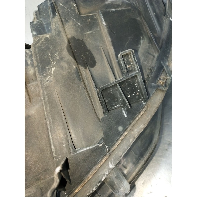 Recambio de faro derecho para renault laguna iii (bt0/1) 1.5 dci (bt00, bt0a, bt0t, bt1j) referencia OEM IAM 260105823R 89905212