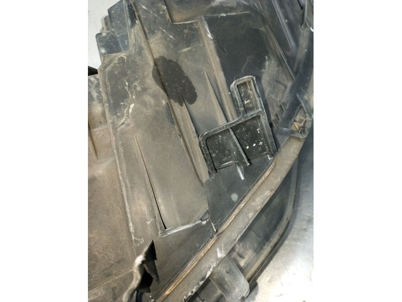 Recambio de faro derecho para renault laguna iii (bt0/1) 1.5 dci (bt00, bt0a, bt0t, bt1j) referencia OEM IAM 260105823R 89905212