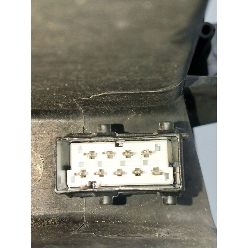 Recambio de faro derecho para peugeot 407 (6d_) 2.0 hdi 135 (6drhrh, 6drhre, 6drhrg, 6drhrj) referencia OEM IAM 0301213272 13073