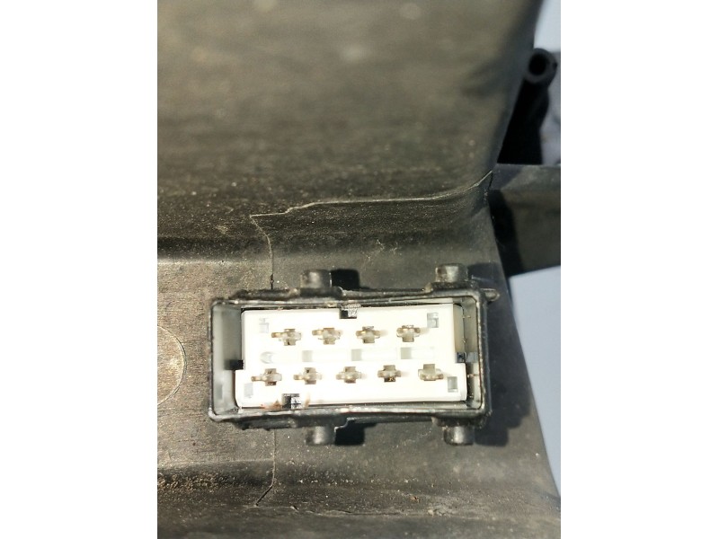 Recambio de faro derecho para peugeot 407 (6d_) 2.0 hdi 135 (6drhrh, 6drhre, 6drhrg, 6drhrj) referencia OEM IAM 0301213272 13073