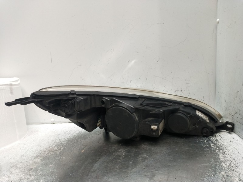 Recambio de faro izquierdo para peugeot 407 (6d_) 2.0 hdi 135 (6drhrh, 6drhre, 6drhrg, 6drhrj) referencia OEM IAM 0301213273 130