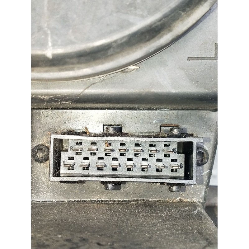 Recambio de faro izquierdo para peugeot 407 (6d_) 2.0 hdi 135 (6drhrh, 6drhre, 6drhrg, 6drhrj) referencia OEM IAM 0301213273 130