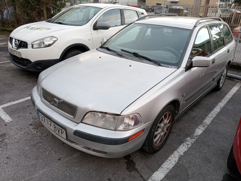 volvo v40 station wagon (645) del año 2002