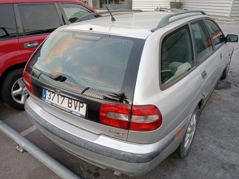volvo v40 station wagon (645) del año 2002
