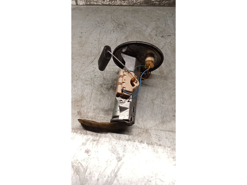 Recambio de bomba combustible para ford ka (rb_) 1.3 i referencia OEM IAM 770081  96