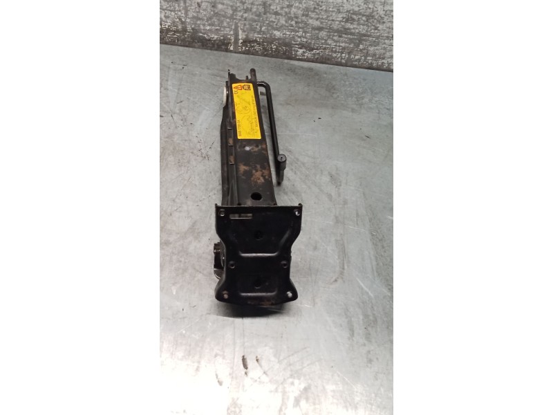 Recambio de gato para ford ka (rb_) 1.3 i referencia OEM IAM 98AB17080DA  96