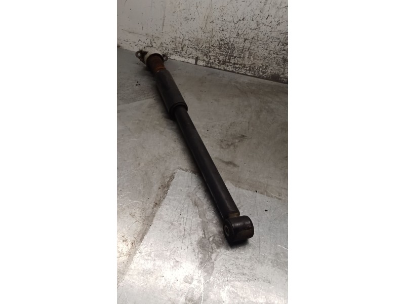 Recambio de amortiguador delantero derecho para ford fiesta v (jh_, jd_) 1.6 tdci referencia OEM IAM 2S6118080BL  05