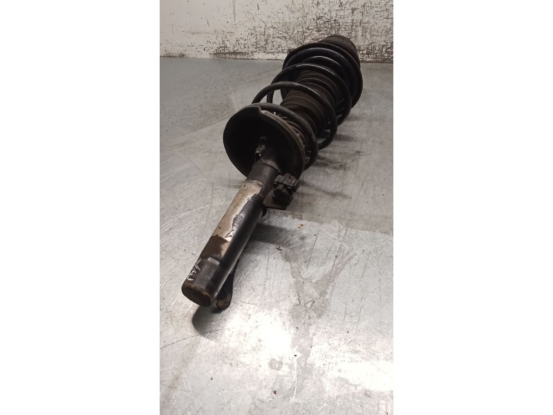 Recambio de amortiguador delantero derecho para ford ka (rb_) 1.3 i referencia OEM IAM   96