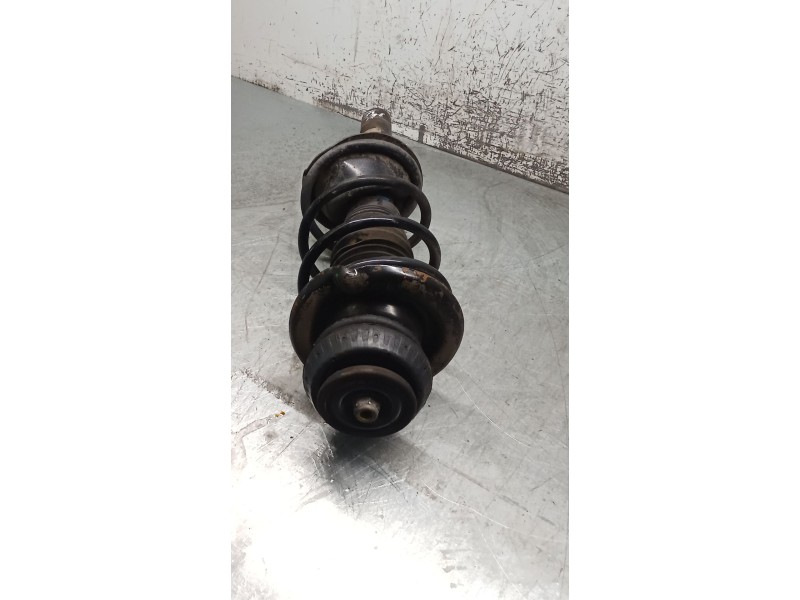 Recambio de amortiguador delantero derecho para ford ka (rb_) 1.3 i referencia OEM IAM   96