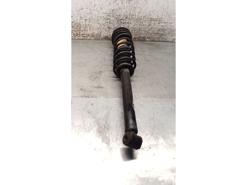 Recambio de amortiguador trasero derecho para ford ka (rb_) 1.3 i referencia OEM IAM   96