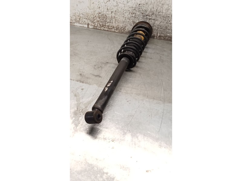 Recambio de amortiguador trasero derecho para ford ka (rb_) 1.3 i referencia OEM IAM   96