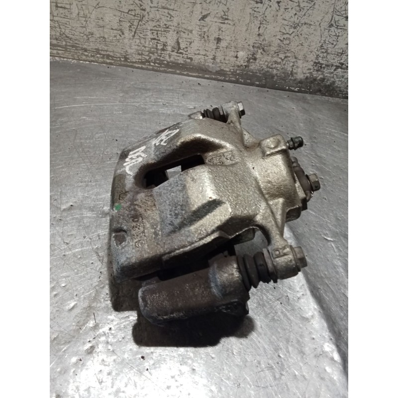 Recambio de pinza freno delantera derecha para toyota c-hr (_x1_) 1.8 hybrid (zyx10_, zyx11_) referencia OEM IAM   16