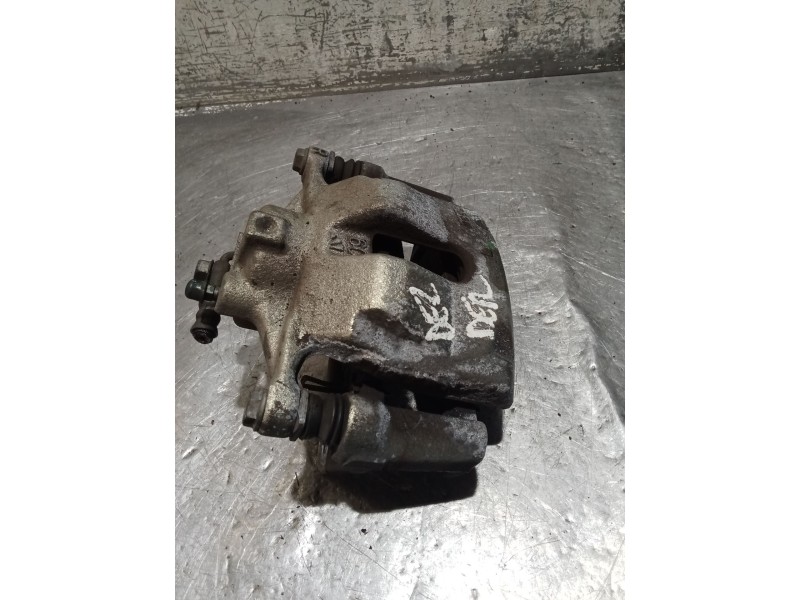 Recambio de pinza freno delantera derecha para toyota c-hr (_x1_) 1.8 hybrid (zyx10_, zyx11_) referencia OEM IAM   16