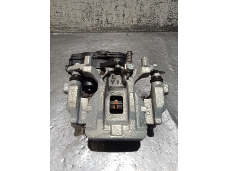 Recambio de pinza freno trasera izquierda para toyota c-hr (_x1_) 1.8 hybrid (zyx10_, zyx11_) referencia OEM IAM 4631078010 1611