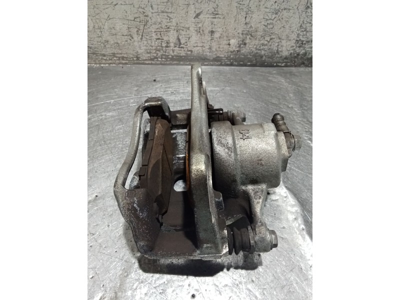 Recambio de pinza freno delantera izquierda para toyota c-hr (_x1_) 1.8 hybrid (zyx10_, zyx11_) referencia OEM IAM   16