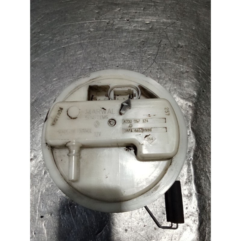 Recambio de bomba combustible para renault clio ii (bb_, cb_) 1.4 16v (b/cb0p, bb13) referencia OEM IAM 8200057574 0916659900 01