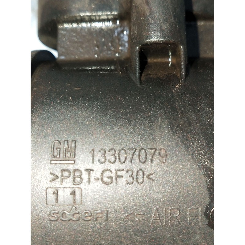 Recambio de caudalimetro para opel corsa d color edition referencia OEM IAM 13307079  2011