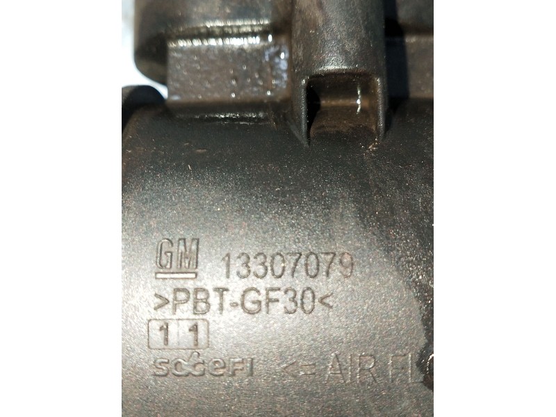 Recambio de caudalimetro para opel corsa d color edition referencia OEM IAM 13307079  2011