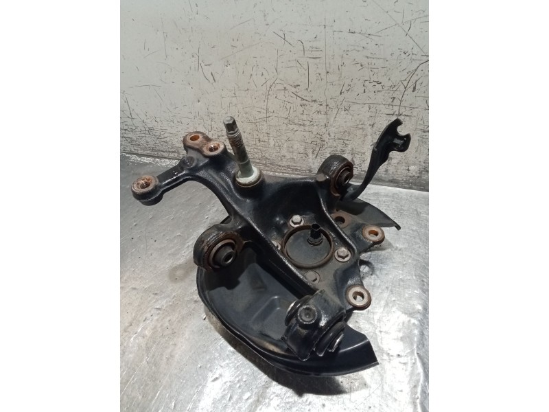 Recambio de mangueta trasera derecha para toyota c-hr (_x1_) 1.8 hybrid (zyx10_, zyx11_) referencia OEM IAM   16