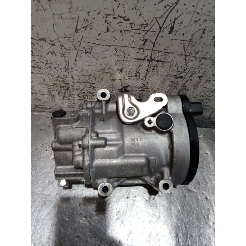 Recambio de compresor aire acondicionado para toyota c-hr (_x1_) 1.8 hybrid (zyx10_, zyx11_) referencia OEM IAM 0424000240 11T02