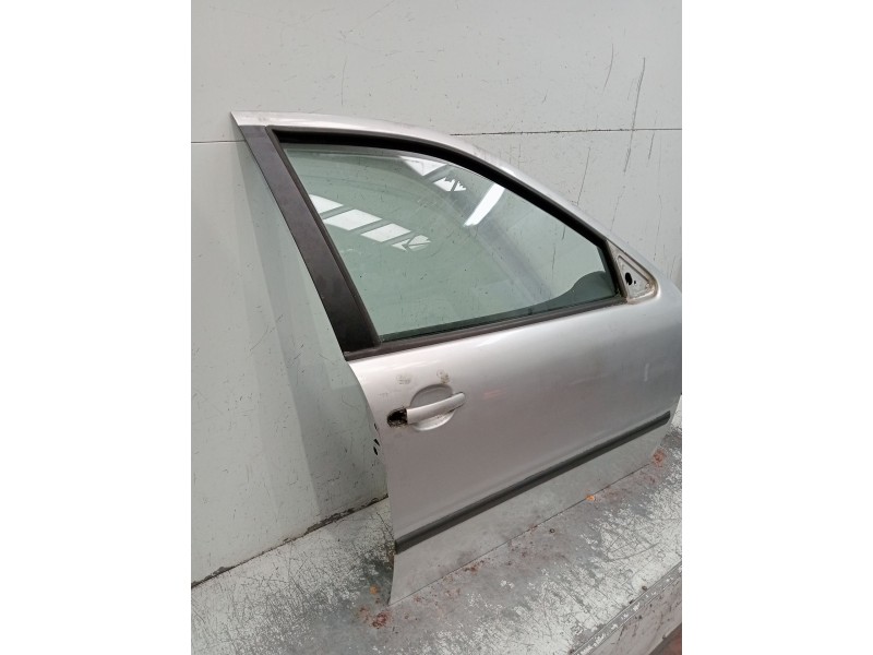 Recambio de puerta delantera derecha para seat leon (1m1) 1.9 tdi referencia OEM IAM   1999 5P