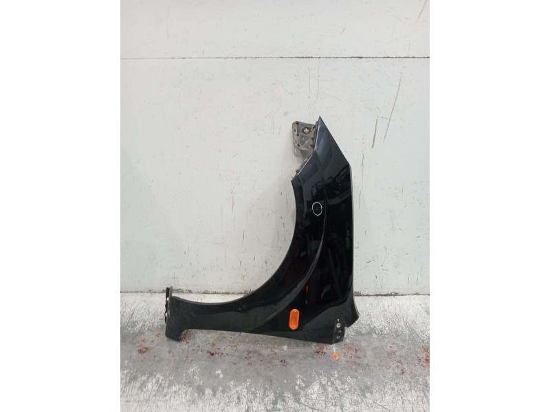 Recambio de aleta delantera izquierda para ford fiesta v (jh_, jd_) 1.6 tdci referencia OEM IAM   2005