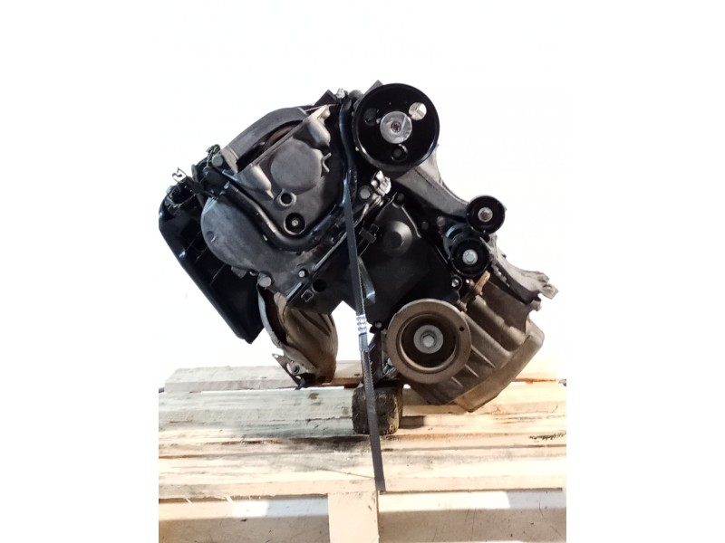 Recambio de motor completo para renault clio ii (bb_, cb_) 1.4 16v (b/cb0p, bb13) referencia OEM IAM K4J C710  D126566