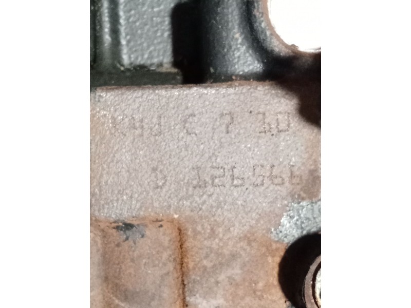 Recambio de motor completo para renault clio ii (bb_, cb_) 1.4 16v (b/cb0p, bb13) referencia OEM IAM K4J C710  D126566