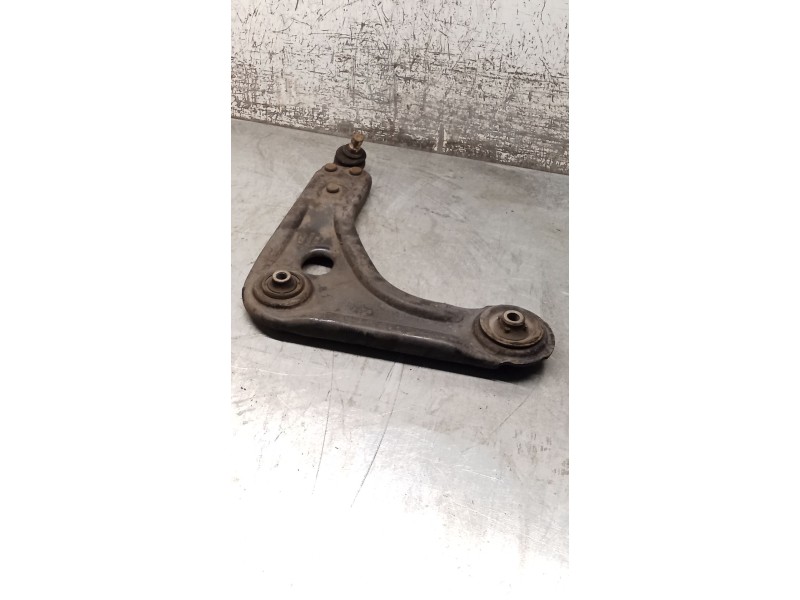 Recambio de brazo suspension inferior delantero derecho para ford ka (rb_) 1.3 i referencia OEM IAM 97KB3042EB  96