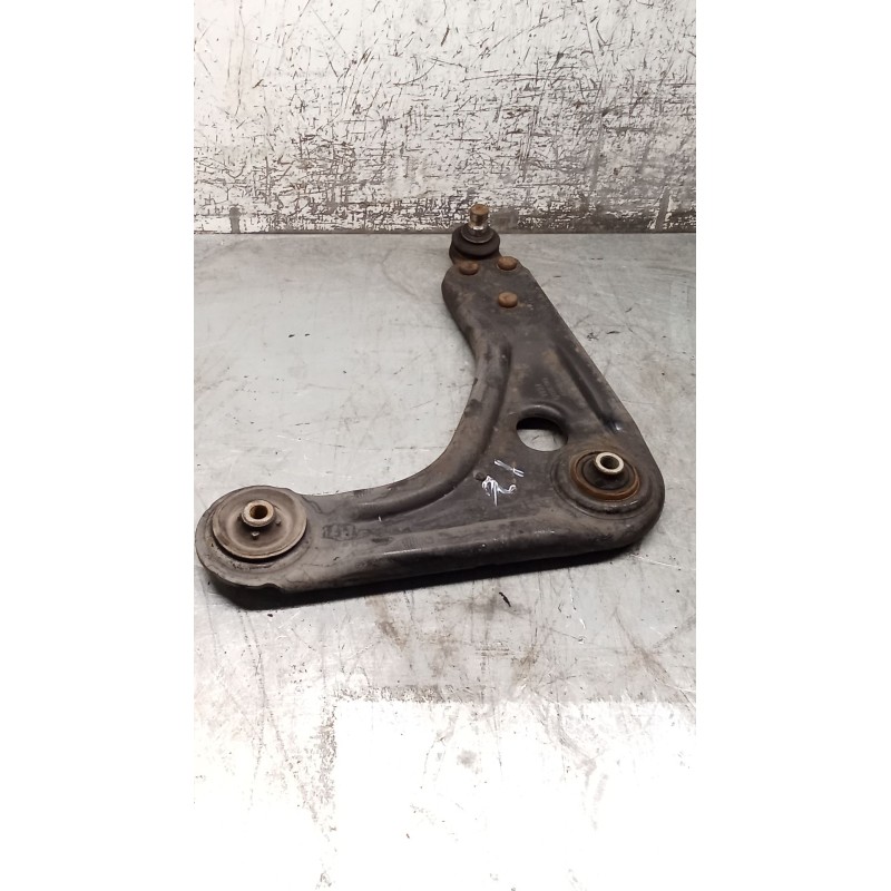 Recambio de brazo suspension inferior delantero izquierdo para ford ka (rb_) 1.3 i referencia OEM IAM 97KB3051EB  96