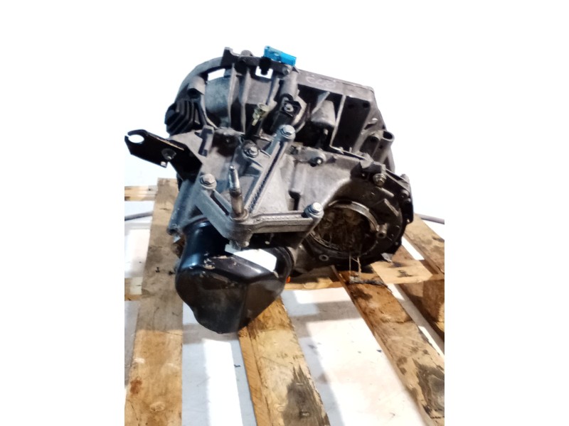 Recambio de caja cambios para renault clio ii (bb_, cb_) 1.4 16v (b/cb0p, bb13) referencia OEM IAM JB1510 5V S129967