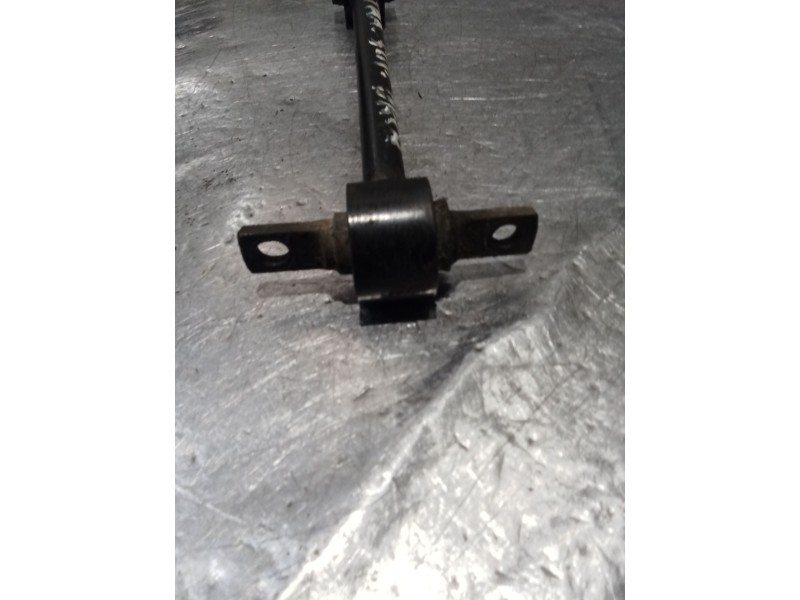 Recambio de brazo suspension superior trasero derecho para volvo v40 station wagon (645) 1.9 di referencia OEM IAM   00